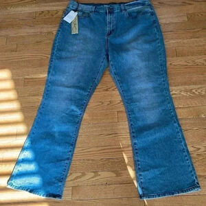 ❤️2/$50❤️[18W] DG2 Diane Gilman WMN Plus Size High Rise Jeans Flare Leg Stretch